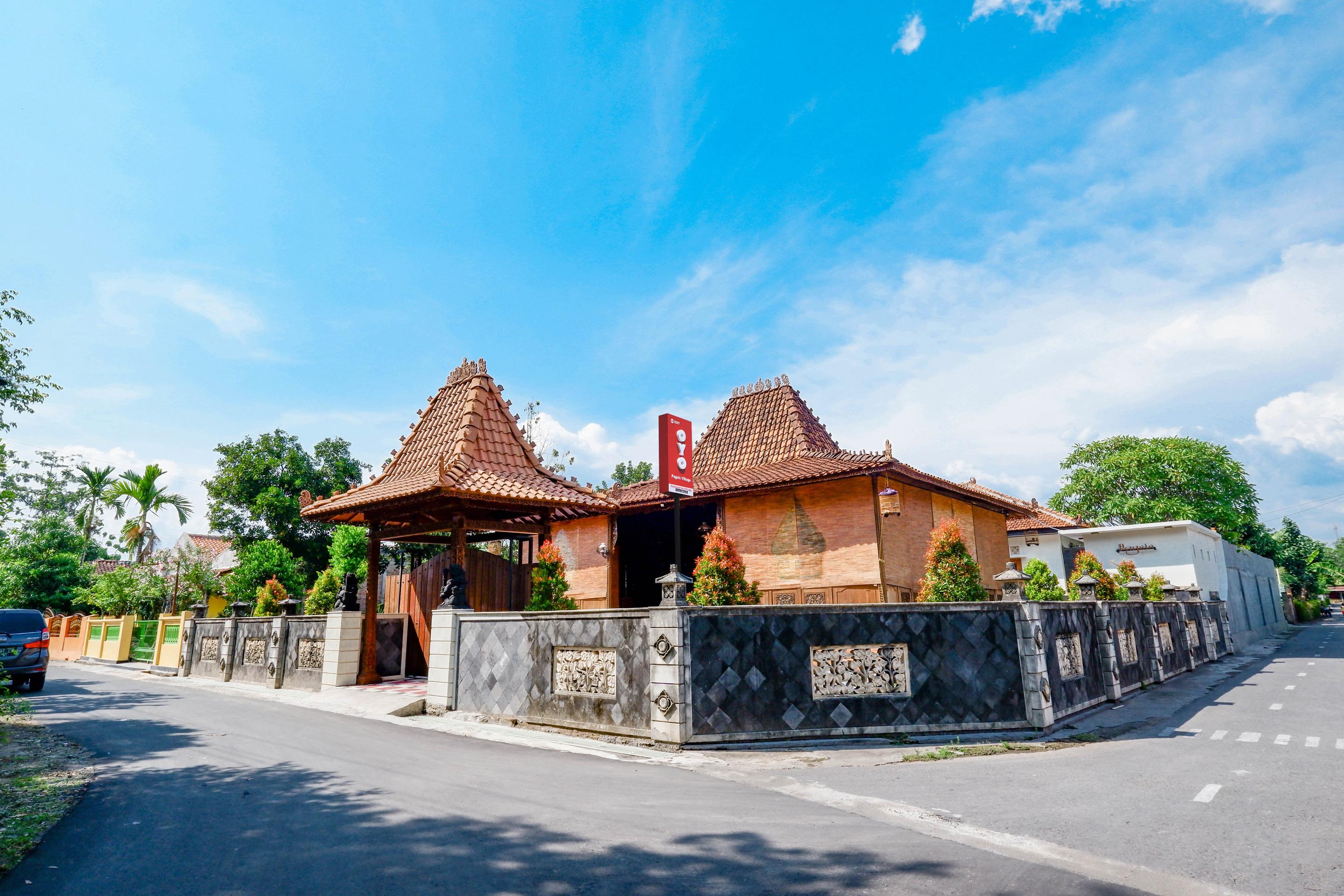 Oyo 2327 Pagsis Village Klaten Luaran gambar